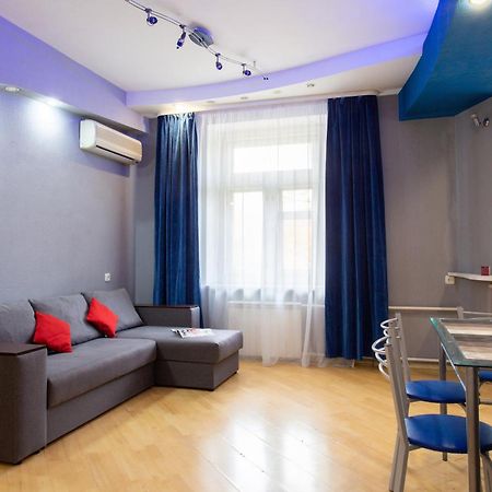 Апартаменты На Героев Харькова 27 Exterior foto